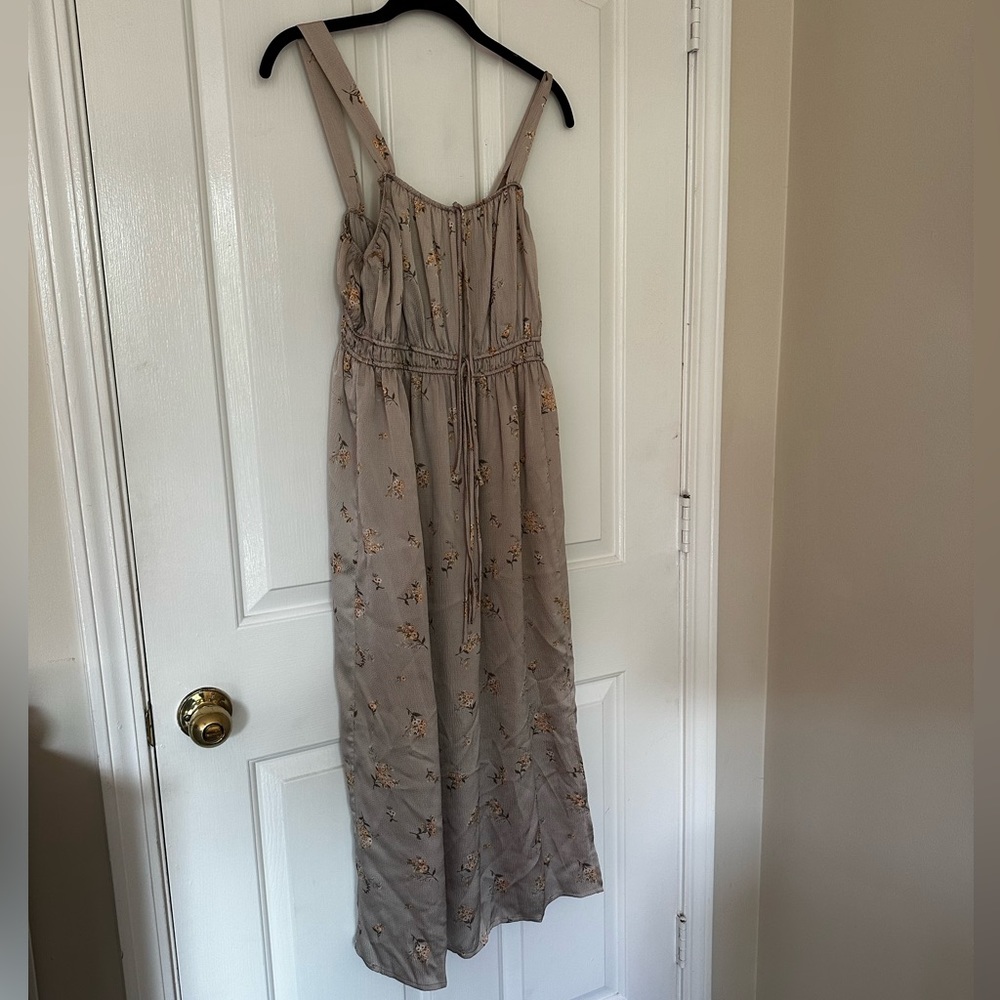 Arula Champagne-Floral Print Midi Dress